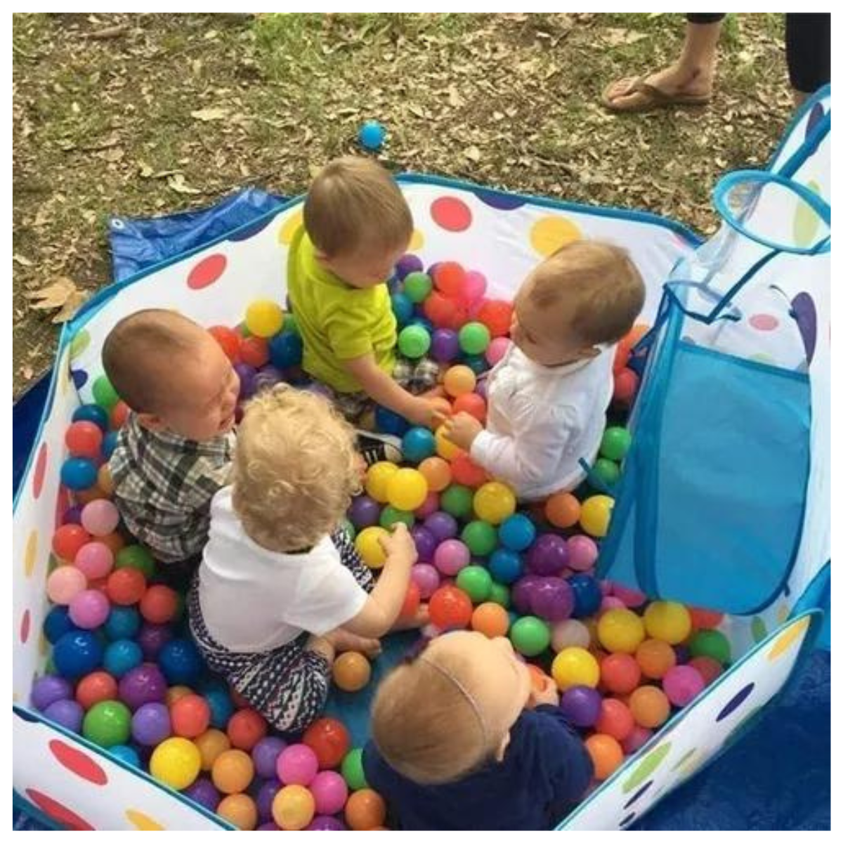 Parque Infantil Con Túnel de Aventuras